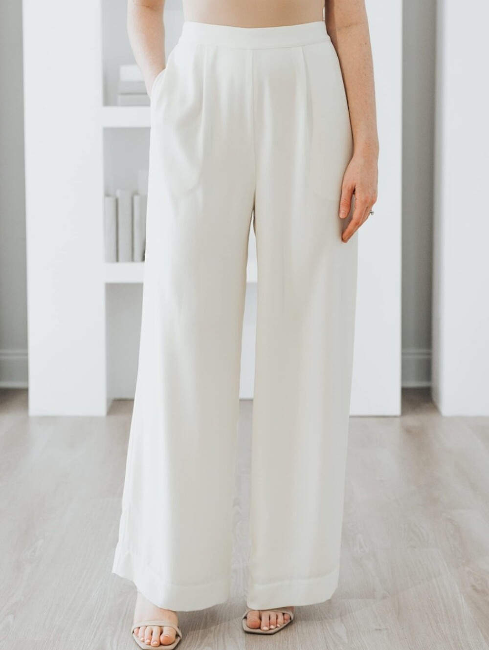 The Drop Women's Wide Leg Pants NWT Small @WithLoveLeena White